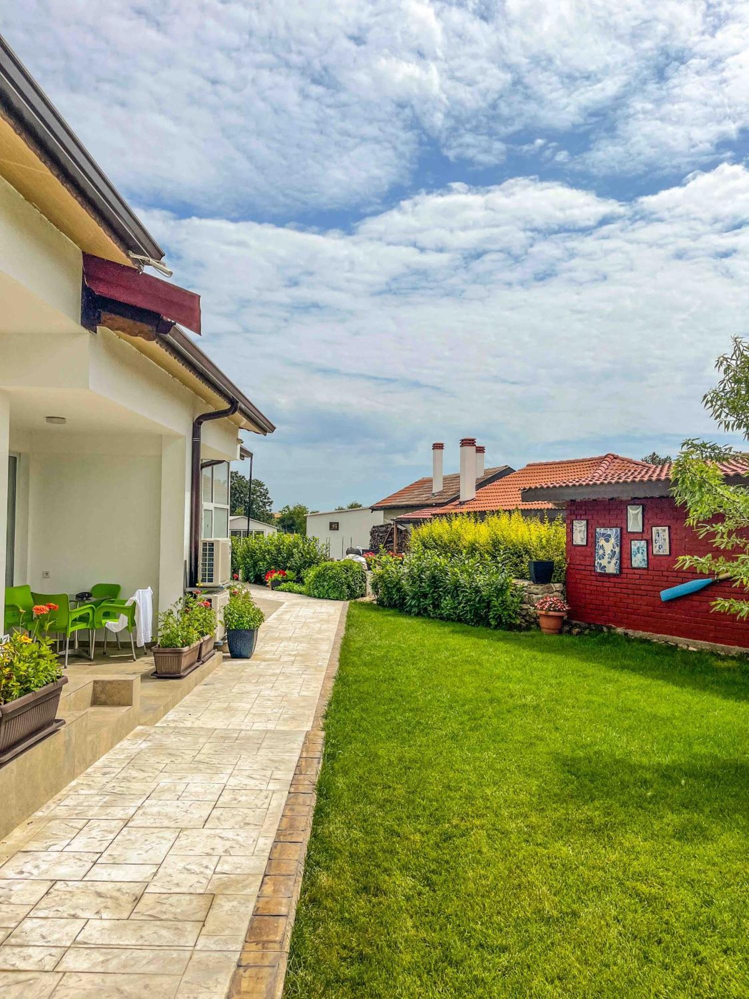 Hotel Комплекс Радост Ezerets Exterior foto
